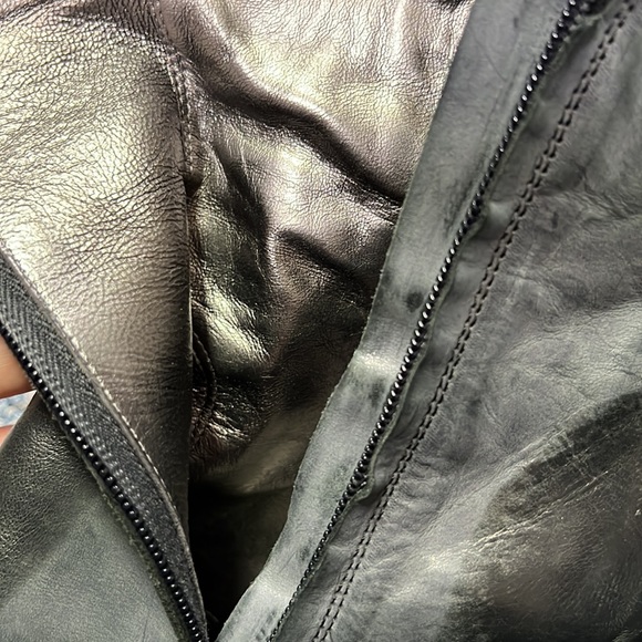 Elsa two tone leather heeled boots size 39 1/2 - Picture 10 of 11